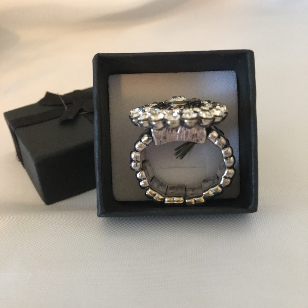 Clear Rhinestone Silver Circular Cocktail Ring - Picture 3 of 3